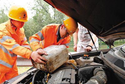 茄子河区剑阁道路救援